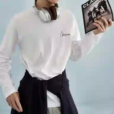 Champion T
