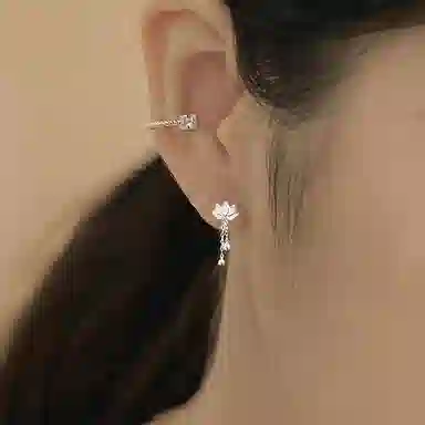 999