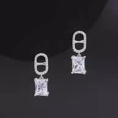 S999