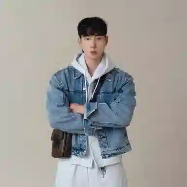 我是大卫 复古水洗做旧牛仔韩系轻熟风短款翻领夹克外套 男女同款