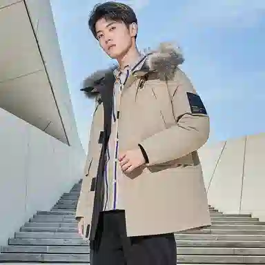 鸭鸭 山系户外多口袋工装风鸭绒休闲保暖宽松连帽套头纯色毛领暗黑羽绒服 男女同款