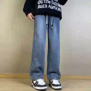 URBAN AUTHENTIC