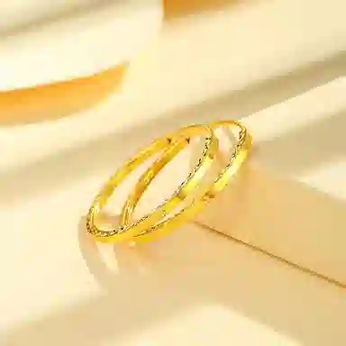 中国珠宝 大圆 犹如朝阳般温暖的光芒 展现你高雅与知性的一面 贤淑雅致 个性独特 优雅灵动 足金 按克计价 黄金耳环 女款