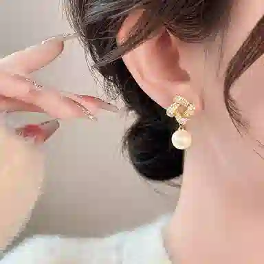 WAW