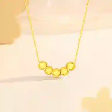 925