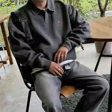 我是大卫 重工刺绣徽章拼接设计感美式复古重磅套头卫衣 男女同款 深灰色