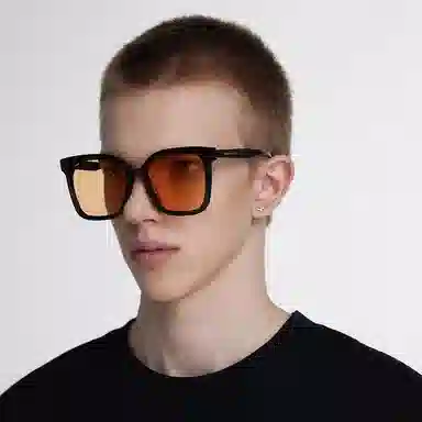 PLASTIC BRAIN THE BLACK