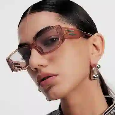 PLASTIC BRAIN THE BLACK Y2k