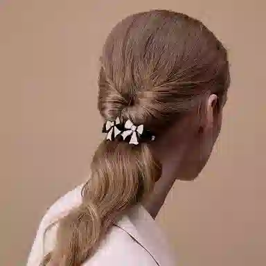 ALEXANDRE DE PARIS 8