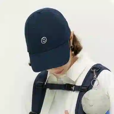 啄木鸟 休闲简约学院风棒球帽纯色可爱笑脸时尚百搭大头围显脸小肤白遮阳遮脸软顶 聚酯纤维 鸭舌帽 男女同款情侣款