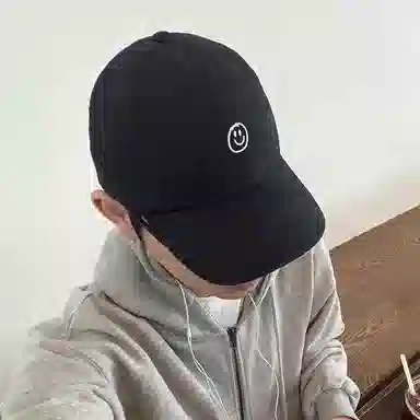 啄木鸟 休闲简约学院风棒球帽纯色可爱笑脸时尚百搭大头围显脸小肤白遮阳遮脸软顶 聚酯纤维 鸭舌帽 男女同款情侣款