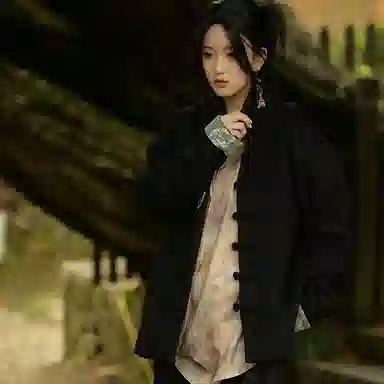 Sansheng Li Black Jacket