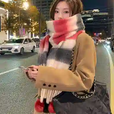 啄木鸟 多巴胺毛绒秋冬保暖大软糯流苏毛球甜美可爱 绒线围巾 男女同款情侣款