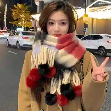 啄木鸟 多巴胺毛绒秋冬保暖大软糯流苏毛球甜美可爱 绒线围巾 男女同款情侣款