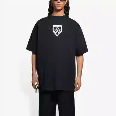 Balenciaga T