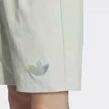 adidas originals Woven Shorts Logo