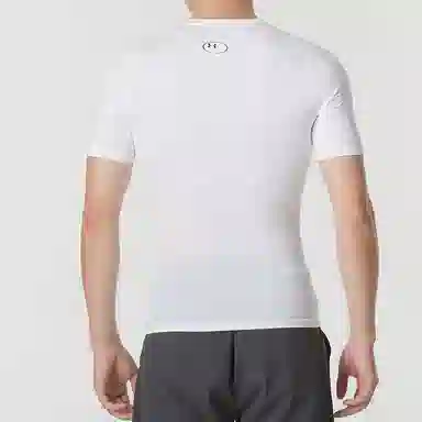 Under Armour T
