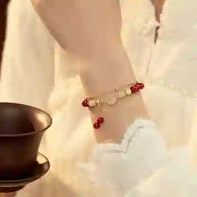福茹记 新中式本命年可爱招财有钱花猫爪手腕链国风诸事顺利甜美少女感串珠链小众设计钱币转运珠双层叠戴轻奢高级感首饰 朱砂 手链 女款