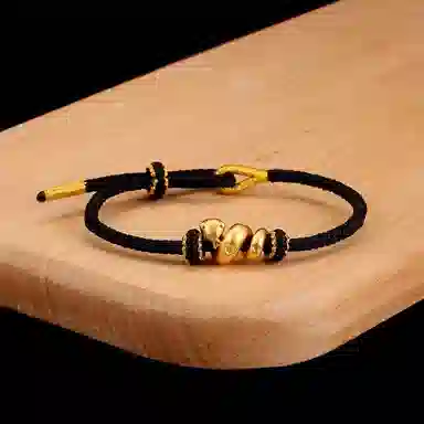 999