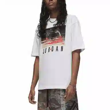 Jordan BrandUNDEFEATED T