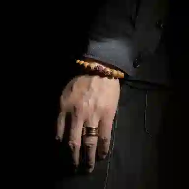 MOUNTAINS AND MANS 925