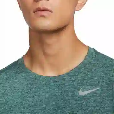 Nike Dri-Fit Element