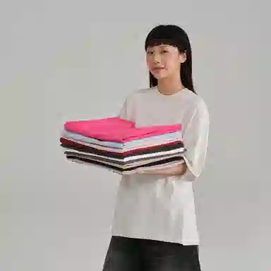 NELY T