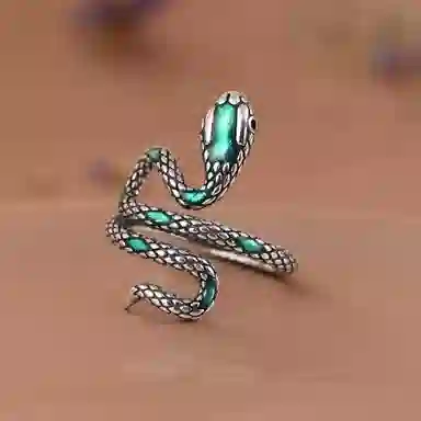 S925