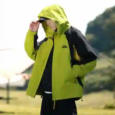 SNOW FLYING Mountain Logo Down Jacket