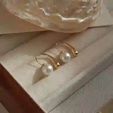 WAW