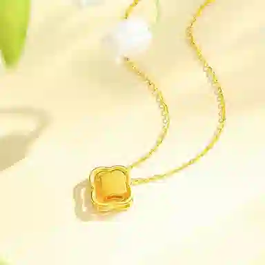 中国珠宝 四叶草锁骨链 优雅温柔少女心 简约大气 幸运四叶草 锁住平安 心动浪漫约会 浪漫轻奢饰爱 足金 按克计价 项链 女款