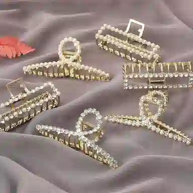 简应舒 大鲨鱼抓发卡后脑勺盘月牙 合金 发夹 女款