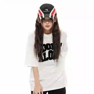 MAURRGOOU T