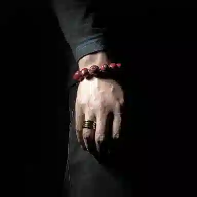 MOUNTAINS AND MANS 925