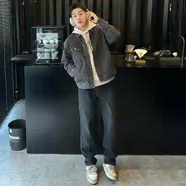 Teenie Weenie Men vibe