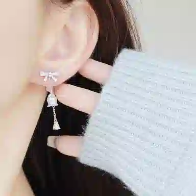 S925