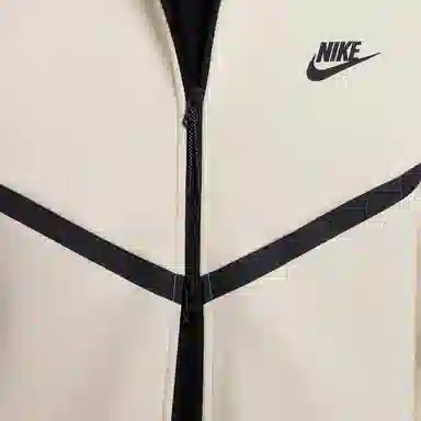 Nike Tech Windrunner