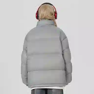 鸭鸭 美式简约品牌字母印花保暖抗寒舒适运动柔软休闲宽松防钻绒云朵泡芙立领个性拉链面包服羽绒服 男女同款