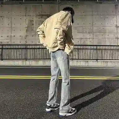 UNthemed