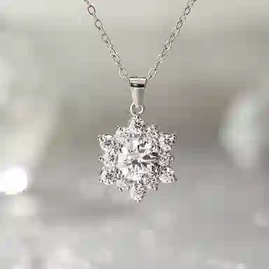 925