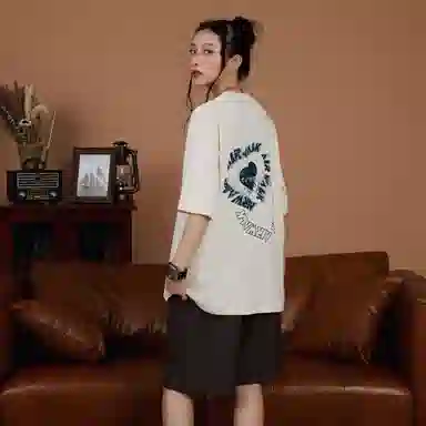 Airwalk T
