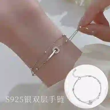 925