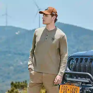 Jeep Henley Sweatshirt