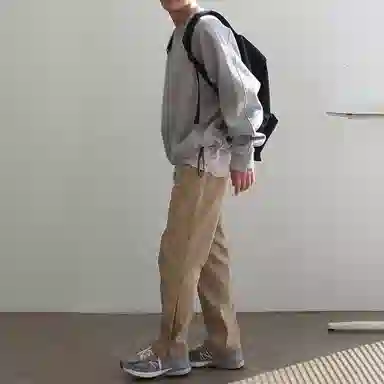 我是大卫 纯色基础款圆领落肩套头休闲卫衣 男女同款