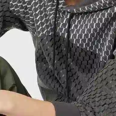 EMPORIO ARMANI SS22 Logo