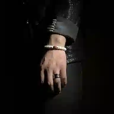 MOUNTAINS AND MANS 925