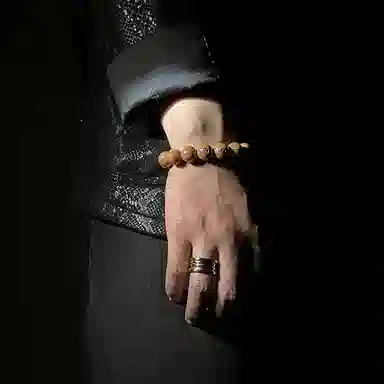 MOUNTAINS AND MANS 925