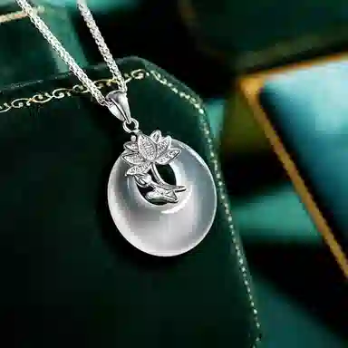 幸囍礼 荷塘月色锁骨链 新中式清冷感荷花轻奢高级氛围温婉 大方通勤 玉髓 玉石项链 男女同款情侣款