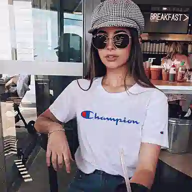 Champion T