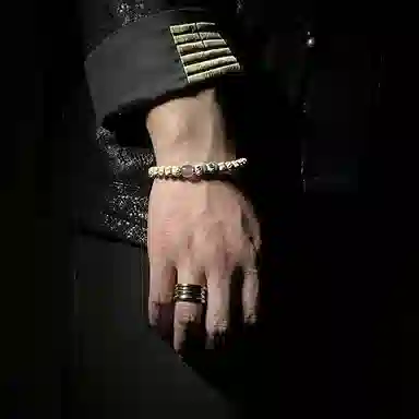 MOUNTAINS AND MANS 925